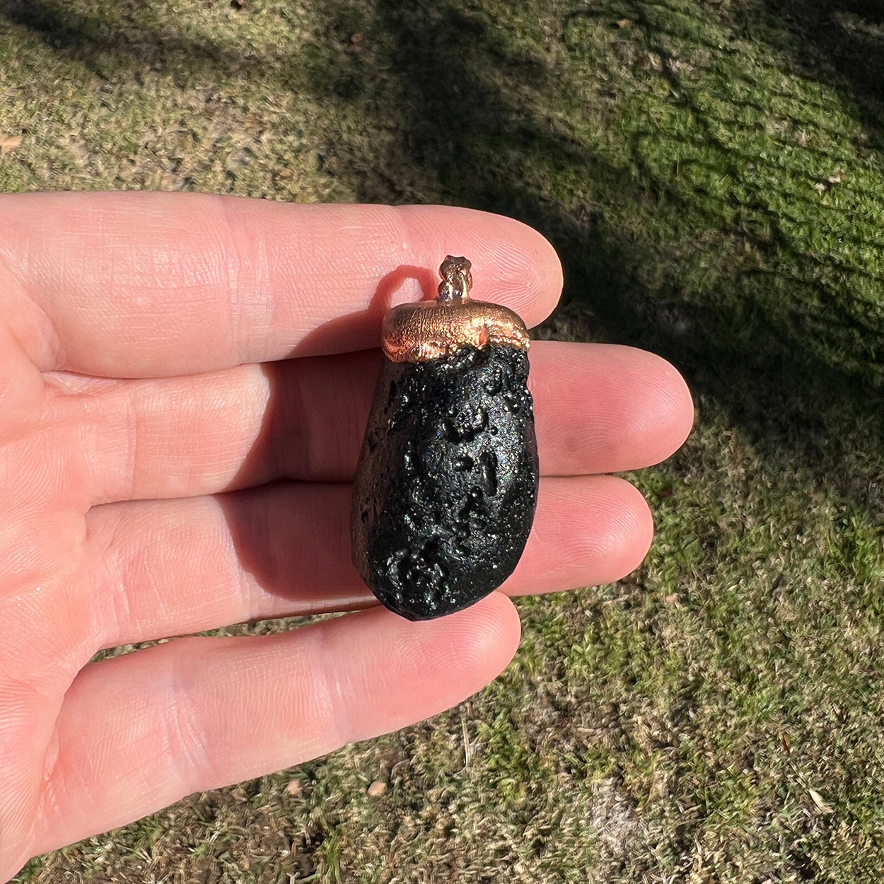 Black Tektite Crystal Pendant, Handcrafted Black Tektite Pendant for spiritual growth, Cosmic energy Black Tektite Crystal Necklace, Protective Black Tektite Pendant with grounding properties